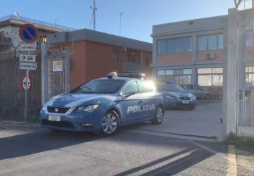 Aggredisce il compagno con calci e pugni: denunciata una donna