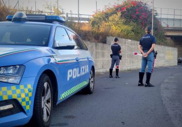 Latitante da 4 mesi viene fermato e riconosciuto ad un posto di controllo VIDEO
