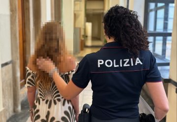 Calci e pugni alla ex compagna per estrorcerle denaro: manette per un tossicodipendente