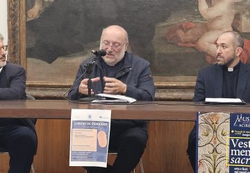 Acireale, don Fortunato Di Noto: "Aiutiamo i minori affinch&eacute; non naufraghino nel mondo digitale"