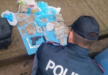 Arrestato un giovane di 17 anni per detenzione di sostanza stupefacente ai fini di spaccio