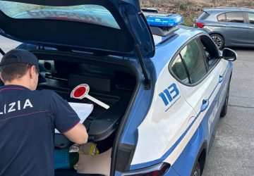 Lotta serrata ai parcheggiatori abusivi: identificati e sanzionati in 20