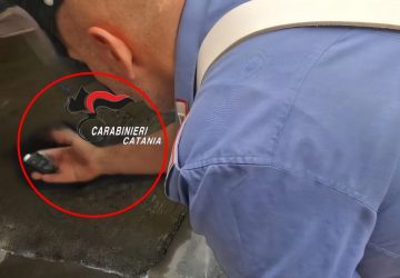 Beccato con il telecomando &ldquo;passpartout&rdquo; pronto per rubare: denunciato 28enne