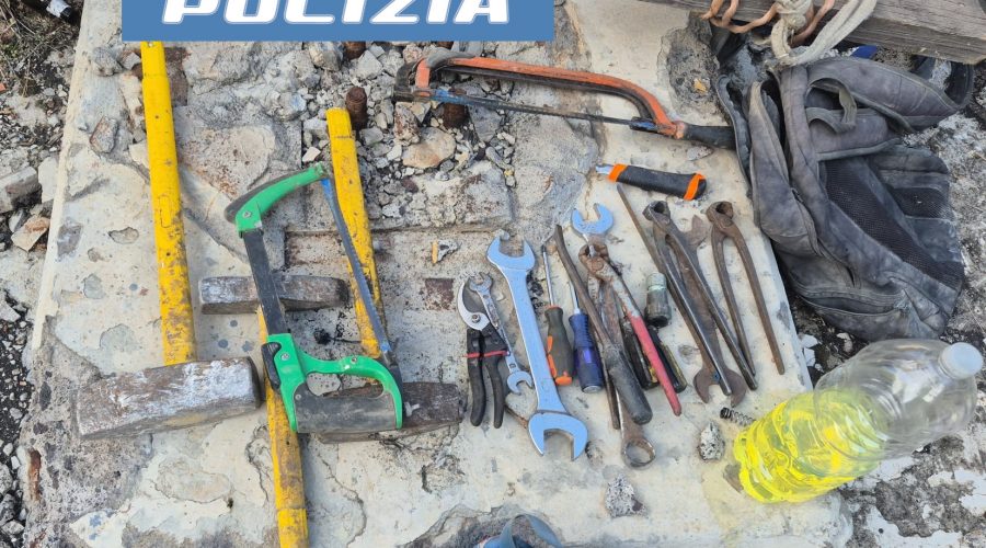 RUBARE MATERIALE