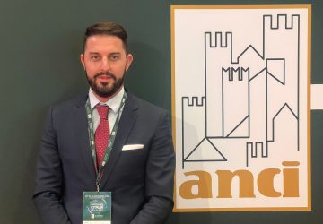 Il vice sindaco di Sant’Alfio, Renato Finocchiaro, è stato eletto consigliere nazionale dell'Anci