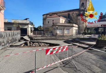 Emergenza maltempo a Giarre, Barbagallo: &ldquo;E&rsquo; il momento della responsabilit&agrave; e della collaborazione&rdquo;.  Primavera: "Il pericolo non &egrave; ancora cessato"