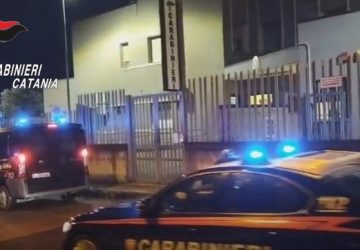 Calatabiano, dallo spaccio, all'estorsione sino al sequestro di persona: arrestate tre donne. Misure cautelari anche per due uomini