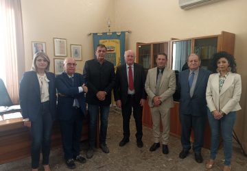 Mascali, nominata la nuova Giunta: new entry Paolo Virzì. Ridistribuite le deleghe VIDEO