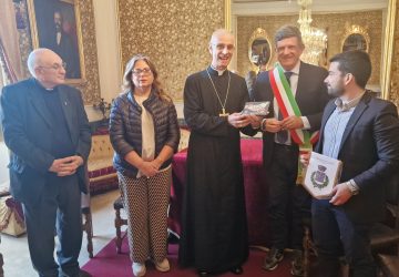 Giarre, visita pastorale di S.E. il Vescovo di Acireale Mons. Antonino Raspanti