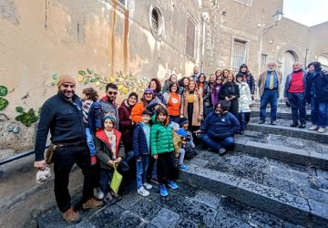 Acireale, vico Alliotta: inaugurata la strada rigenerata grazie all&rsquo;estro creativo dei bambini