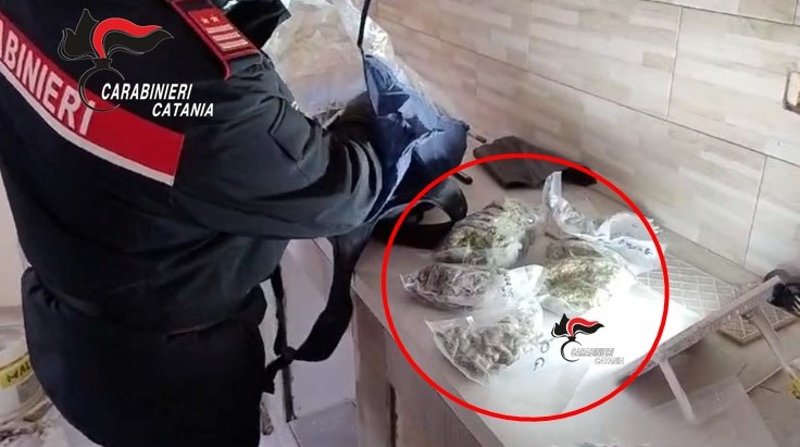 Giarre, beccato con oltre 1,2 kg di droga. Arrestato 28enne