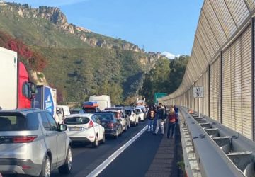 Autostrada A18, incidente nella galleria Sant'Alessio: ferito motociclista di Calatabiano