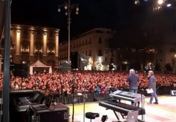 Catania, capodanno in diretta su Canale 5: 2 milioni della Regione a Mediaset