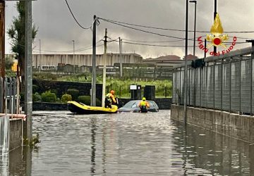 Maltempo, diversi interventi dei vigili del fuoco in provincia di Catania VIDEO