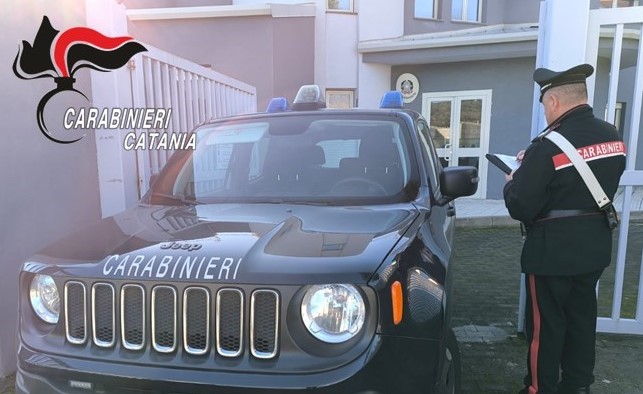 Controlli dei carabinieri a Piedimonte Etneo: un denunciato. Diverse le sanzioni