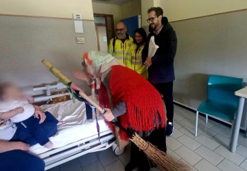 All'ospedale di Acireale arriva la befana