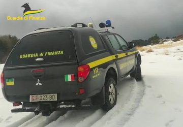 Etna, accusa un problema muscolare e non pu&ograve; proseguire l'escursione: soccorso dal S.A.G.F.