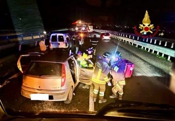 Tamponamento a catena sulla A18: 4 feriti