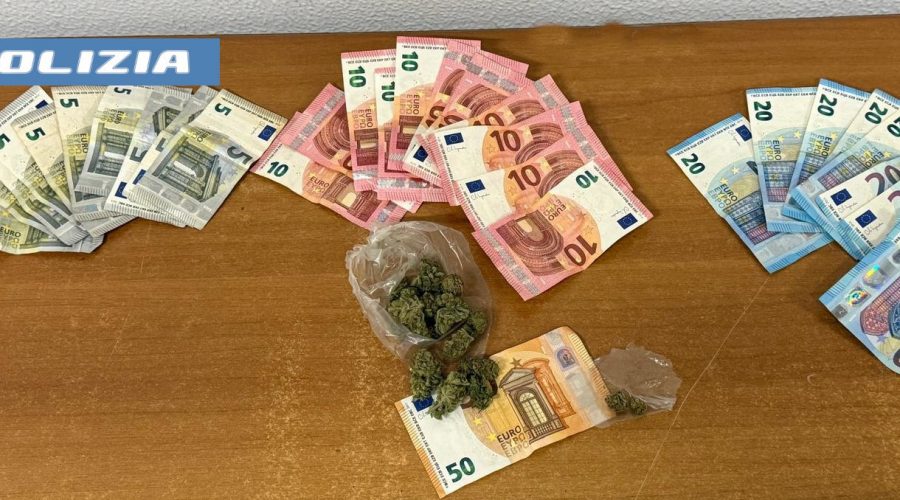 Posteggia in doppia fila e attende il “cliente”: arrestato pusher