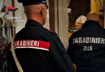 Linguaglossa, carabinieri sequestrano oltre 20 Kg di alimenti in una pasticceria del centro