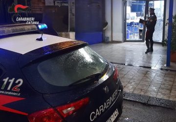 Furto con "spaccata" ad un centro scommesse sventato grazie al tempestivo intervento dei Carabinieri