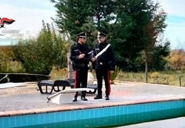 Ha la villa con piscina ma ruba elettricità ed acqua: arrestato 47enne