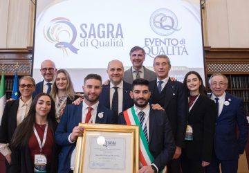 Alla Sagra della Ciliegia dell’Etna DOP di Sant’Alfio assegnato il prestigioso marchio “Sagra di Qualità”