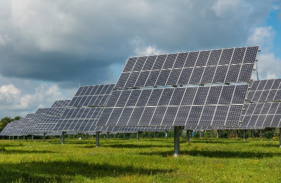 Fotovoltaico con accumulo pro e contro