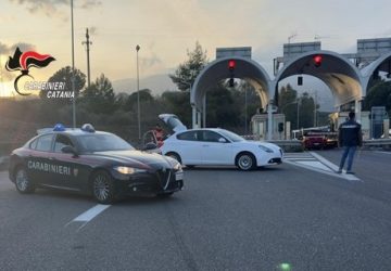 Controlli dei carabinieri nel comprensorio Giarrese: arrestato 21enne mascalese per detenzione di armi clandestine. Denunciato per furto un 37enne di Giarre
