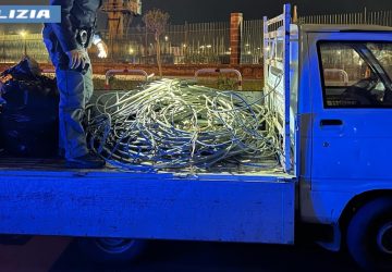 Beccati con 150 kg di rame rubato: arrestati in due