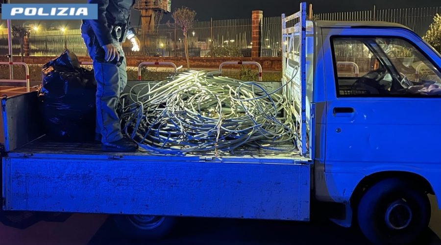 Beccati con 150 kg di rame rubato: arrestati in due