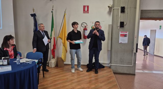 Giarre, vince il premio “Biagio Andò 2025” il giovane Vittorio Garufi, al secondo posto ex aequo altri dieci studenti