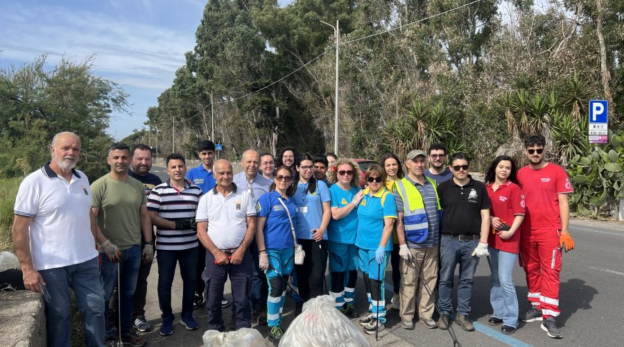 Fiumefreddo di Sicilia, successo per la giornata ecologica a Marina di Cottone