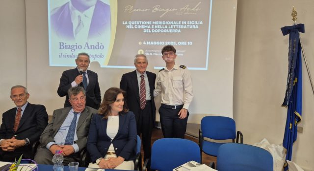 Giarre, vince il premio “Biagio Andò 2025” il giovane Vittorio Garufi, al secondo posto ex aequo altri dieci studenti