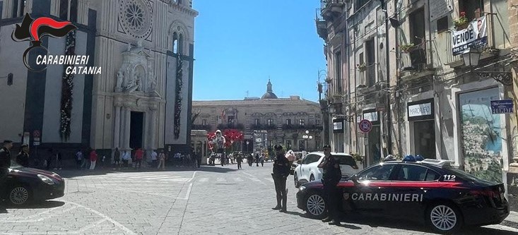 Controlli dei carabinieri ad Acireale: sanzionato per carenze igienico-sanitarie un ristorante a Santa Tecla