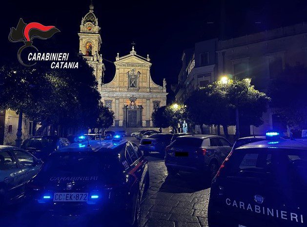 Ragazzine baciate con la forza e prese a schiaffi: arrestato molestatore