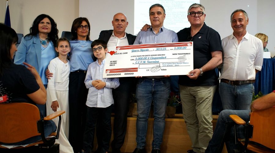 Giarre, “le scelte del cuore” a sostegno del Ccpm dell’ospedale di Taormina: donati 5 mila euro al reparto