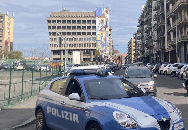 Lascia il figlio dal barbiere e va a spacciare: arrestato 34enne