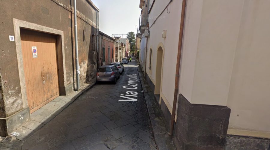 Riposto, petizione dei residenti contro la deviazione del traffico su via Lepanto: “Strada inadeguata e pericolosa”