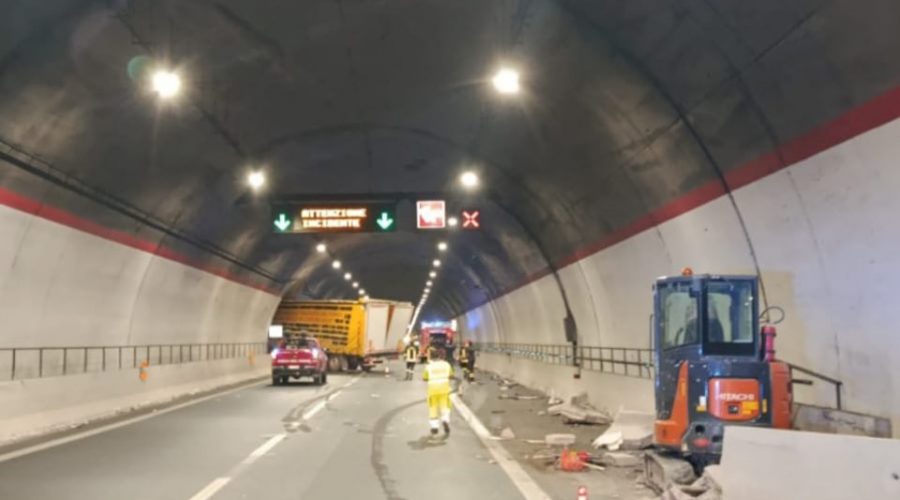 Incidente sull’autostrada Siracusa-Catania. Uscita obbligatoria a Lentini