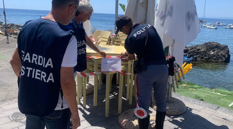 Controlli di Guardia Costiera e Polizia di Stato nei porti di San Giovanni Li Cuti ed Aci Trezza
