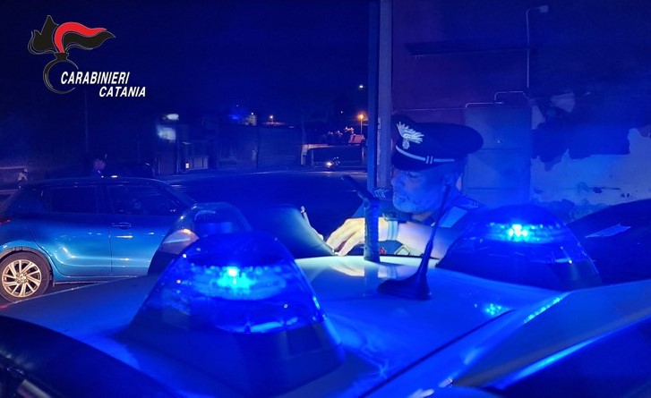 In piena notte aggredisce e ferisce il genero: arrestato 53enne