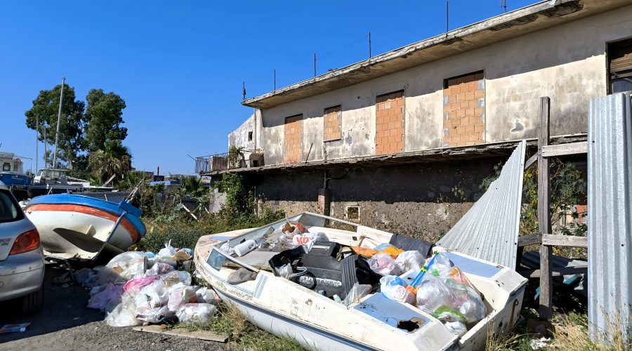 L’immobile demaniale di Sant’Anna dopo anni è ancora un monumento al degrado e all’incuria