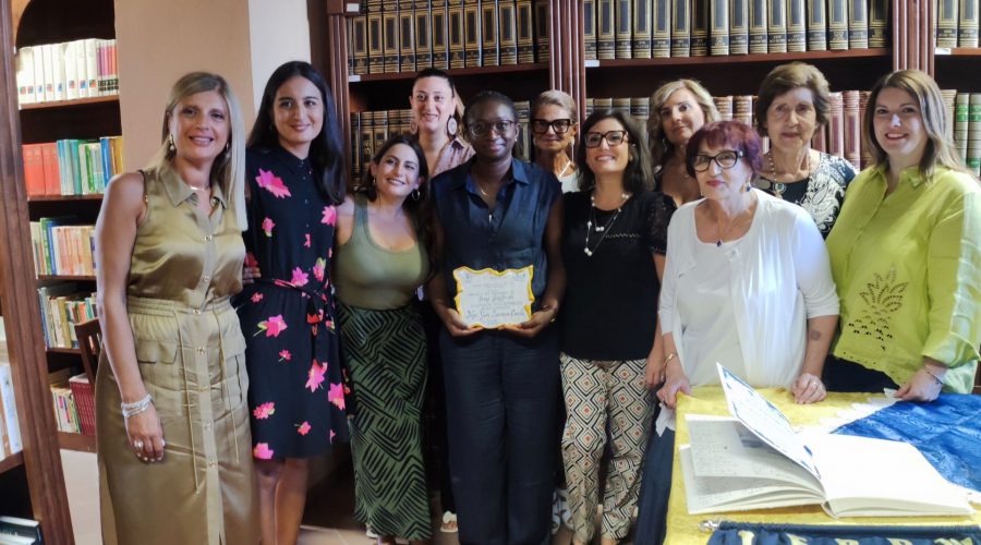 La Fidapa di Francavilla ha conferito un riconoscimento alla dottoressa Ngo Yon Laurence Carole, cardiochirurga pediatrica dell’Ospedale San Vincenzo di Taormina