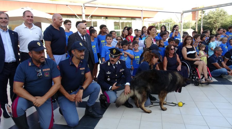 Riposto: i ragazzi del Centro estivo incontrano i rappresentanti delle Forze dell’ Ordine