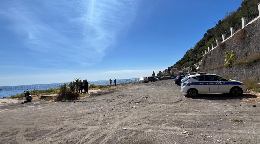 Santa Maria la Scala, autorizzato l’utilizzo dell’area a parcheggio nella stagione balneare