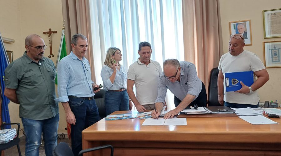Mascali, ratificata convenzione tra il Comune e le Guardie Nazionali Ambientali per incrementare la sorveglianza sul territorio in tema di rifiuti