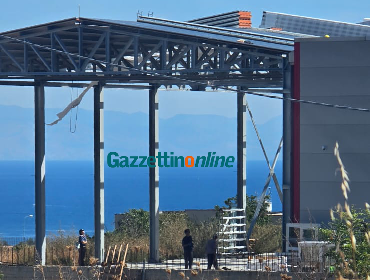 Riposto, incidente mortale sul lavoro: vittima un operaio