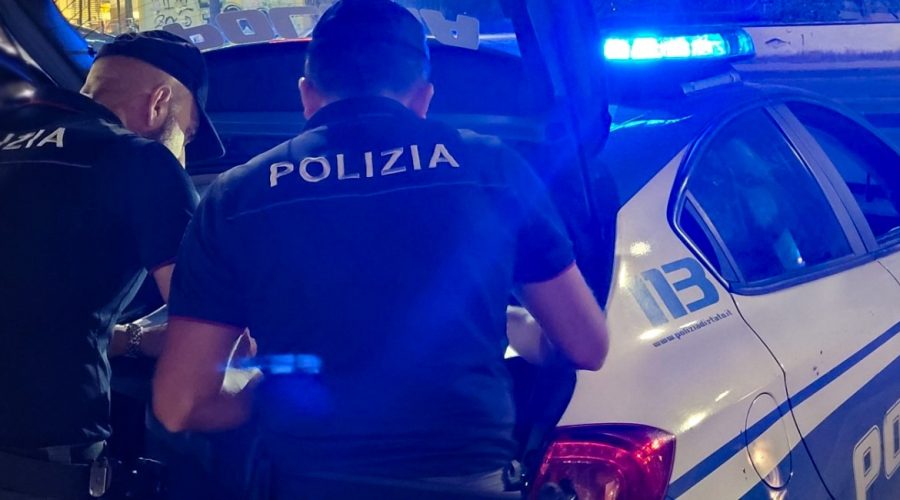 Evade dai domiciliari per scassinare un’auto: arrestato