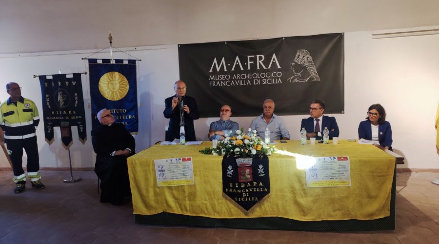 Francavilla, presentato il libro-inchiesta “L’ora che manca alla storia – SIGONELLA QUARANT’ANNI DOPO – Quando l’Italia disse no agli USA”
